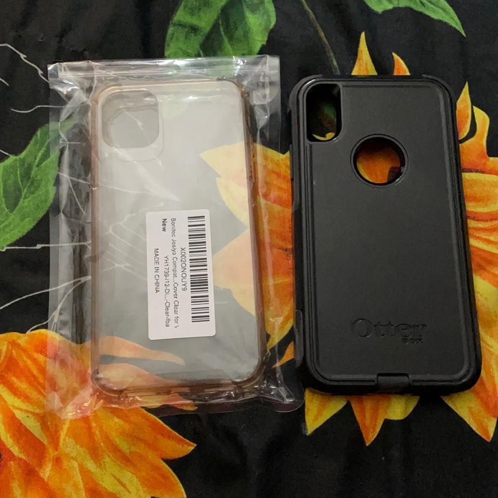 2 iPhone 11 Cases